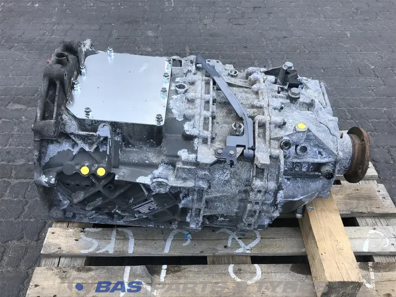 ZF XF106 - Gearbox for Truck: picture 1 ZF XF106 - Gearbox for Truck: picture 1
