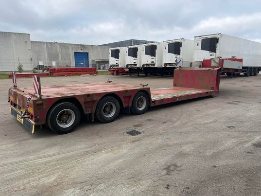 Doll T3L - Sengetrailer - Low loader semi-trailer: picture 4 Doll T3L - Sengetrailer - Low loader semi-trailer: picture 4