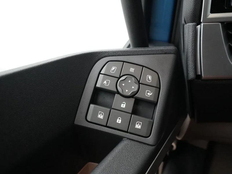 New Tractor unit DAF XG+ 480 FT SAPPHIRE LIMITED EDITION: picture 14