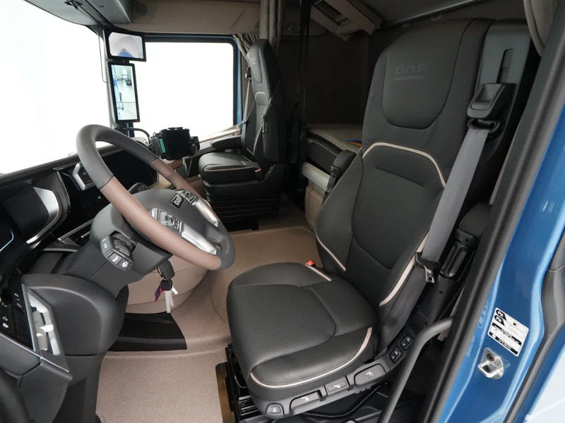 New Tractor unit DAF XG+ 480 FT SAPPHIRE LIMITED EDITION: picture 12