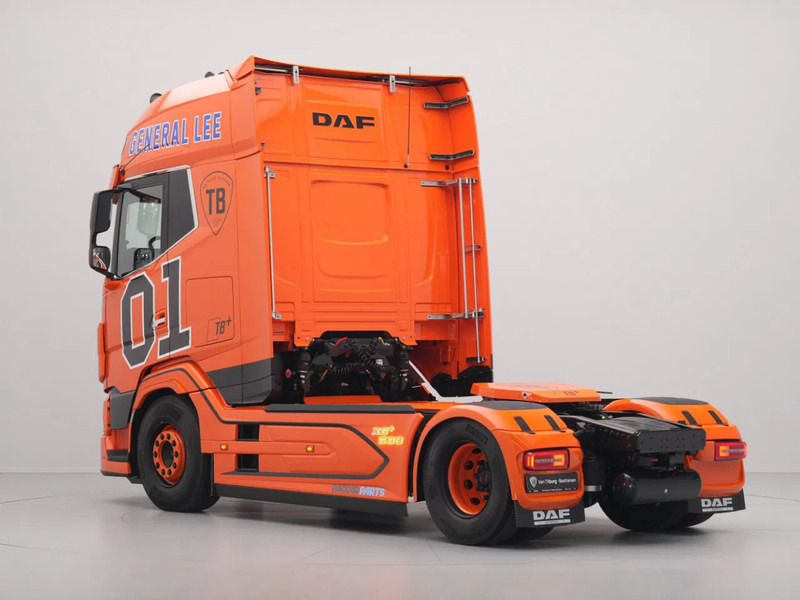 DAF XG+ 530 FT SHOWTRUCK FULL AIR PTO PREP SPEAKERS B3 ALARM ''GENERAL LEE'' - Tractor unit: picture 4 DAF XG+ 530 FT SHOWTRUCK FULL AIR PTO PREP SPEAKERS B3 ALARM ''GENERAL LEE'' - Tractor unit: picture 4