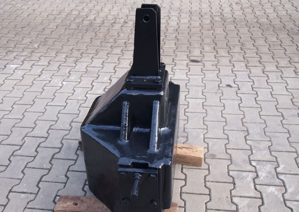 Balast obciążnik do John Deere, Deutz, Fendt, Massey Ferguson, New Holland - Counterweight: picture 4 Balast obciążnik do John Deere, Deutz, Fendt, Massey Ferguson, New Holland - Counterweight: picture 4