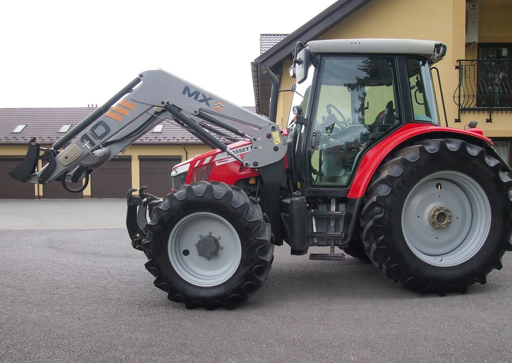 Ciągnik Massey Ferguson MF 6455 Dyna6 2013 Ciągnik rolniczy Massey Ferguson z Ładowaczem i TUZ-em - Farm tractor: picture 3 Ciągnik Massey Ferguson MF 6455 Dyna6 2013 Ciągnik rolniczy Massey Ferguson z Ładowaczem i TUZ-em - Farm tractor: picture 3