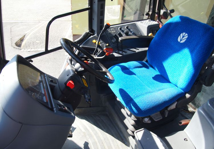 Farm tractor Ciągnik New Holland NH M 135 1998 NEW HOLLAND TM M135: picture 11