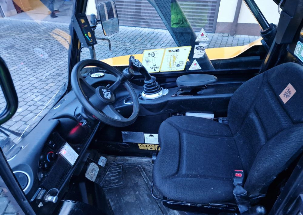 Ładowarka teleskopowa JCB 516-40 2017 Ładowarka teleskopowa JCB - Telescopic handler: picture 3 Ładowarka teleskopowa JCB 516-40 2017 Ładowarka teleskopowa JCB - Telescopic handler: picture 3