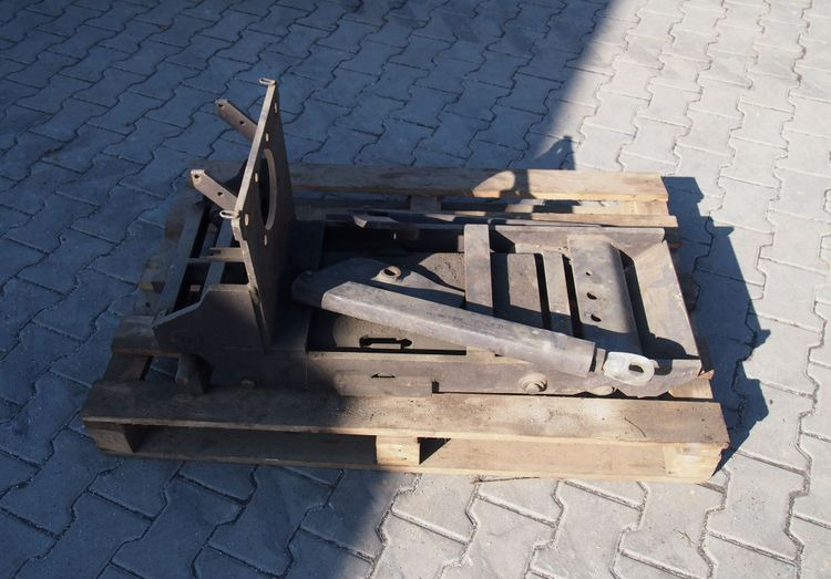 Zaczep Massey Ferguson 3000, 3100, 3600, 8100, 8200 2000 Zaczep dolny HITCH Massey Ferguson , CLAAS - Spare parts for Agricultural machinery: picture 5 Zaczep Massey Ferguson 3000, 3100, 3600, 8100, 8200 2000 Zaczep dolny HITCH Massey Ferguson , CLAAS - Spare parts for Agricultural machinery: picture 5