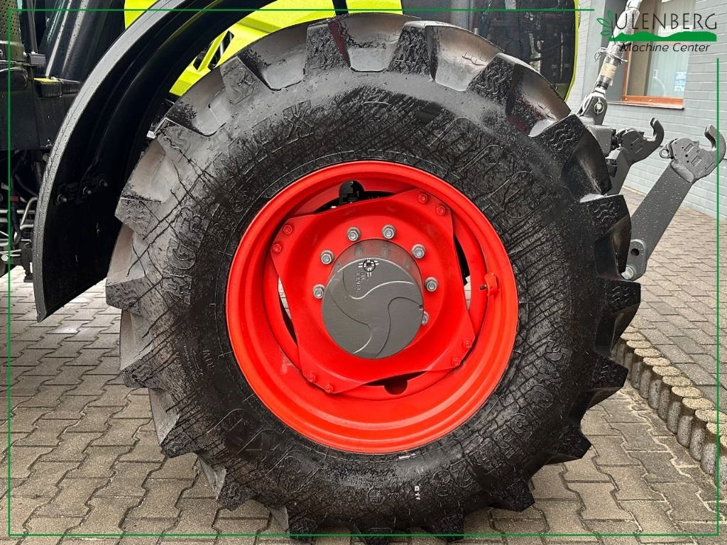 New Farm tractor Claas Arion 650: picture 12