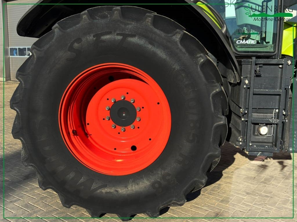 Farm tractor Claas Axion 870: picture 12