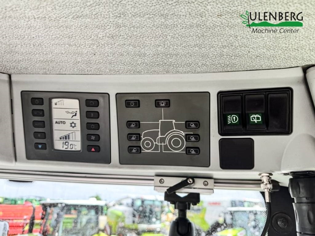 Farm tractor Claas Axion 960: picture 13 Farm tractor Claas Axion 960: picture 13