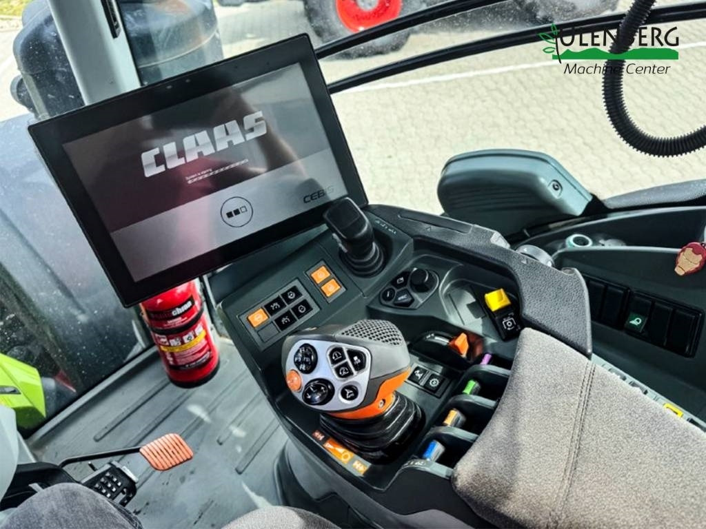 Farm tractor Claas Axion 960: picture 10 Farm tractor Claas Axion 960: picture 10