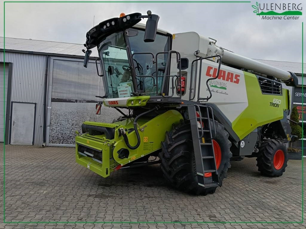 Claas TRION 650 - Combine harvester: picture 1 Claas TRION 650 - Combine harvester: picture 1