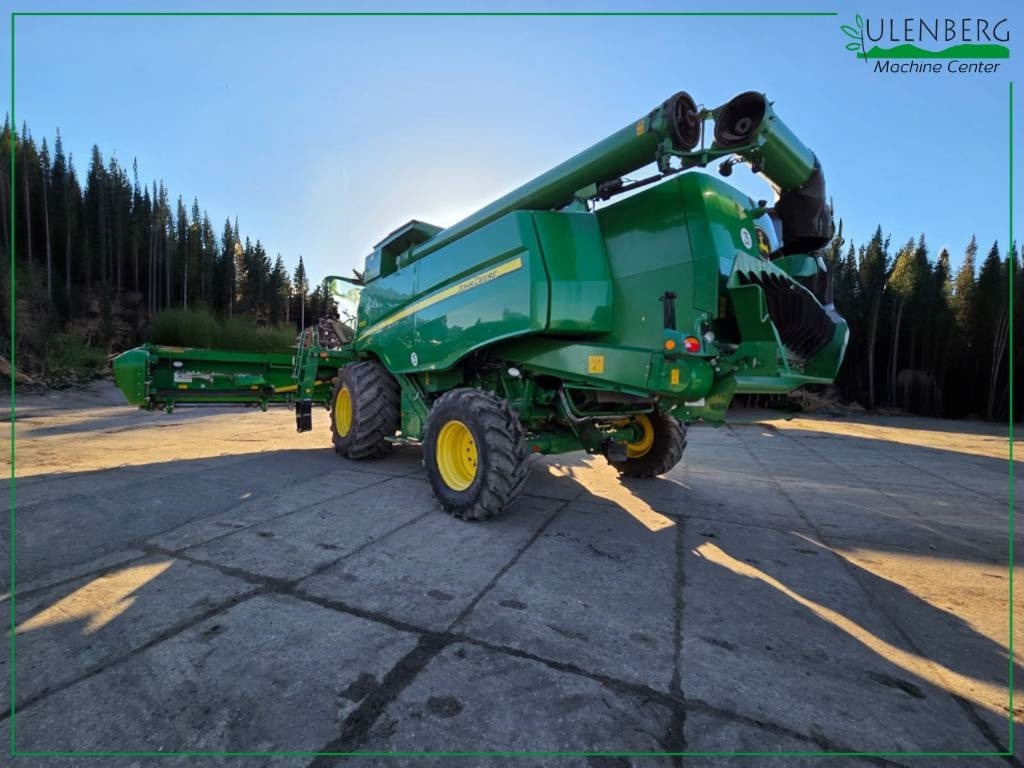 John Deere T 670 i - Combine harvester: picture 4 John Deere T 670 i - Combine harvester: picture 4