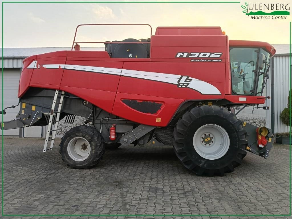 Laverda M 306 - Combine harvester: picture 1 Laverda M 306 - Combine harvester: picture 1