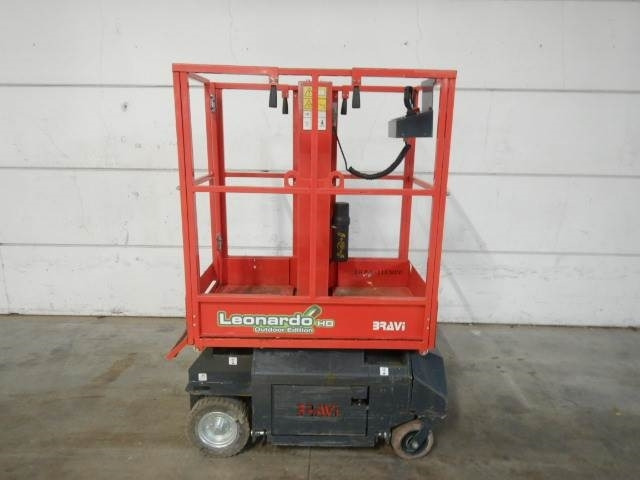 Bravi Lui Mini HD - Vertical mast lift: picture 1 Bravi Lui Mini HD - Vertical mast lift: picture 1