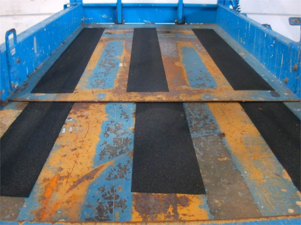 Scissor lift Genie GS3246: picture 11