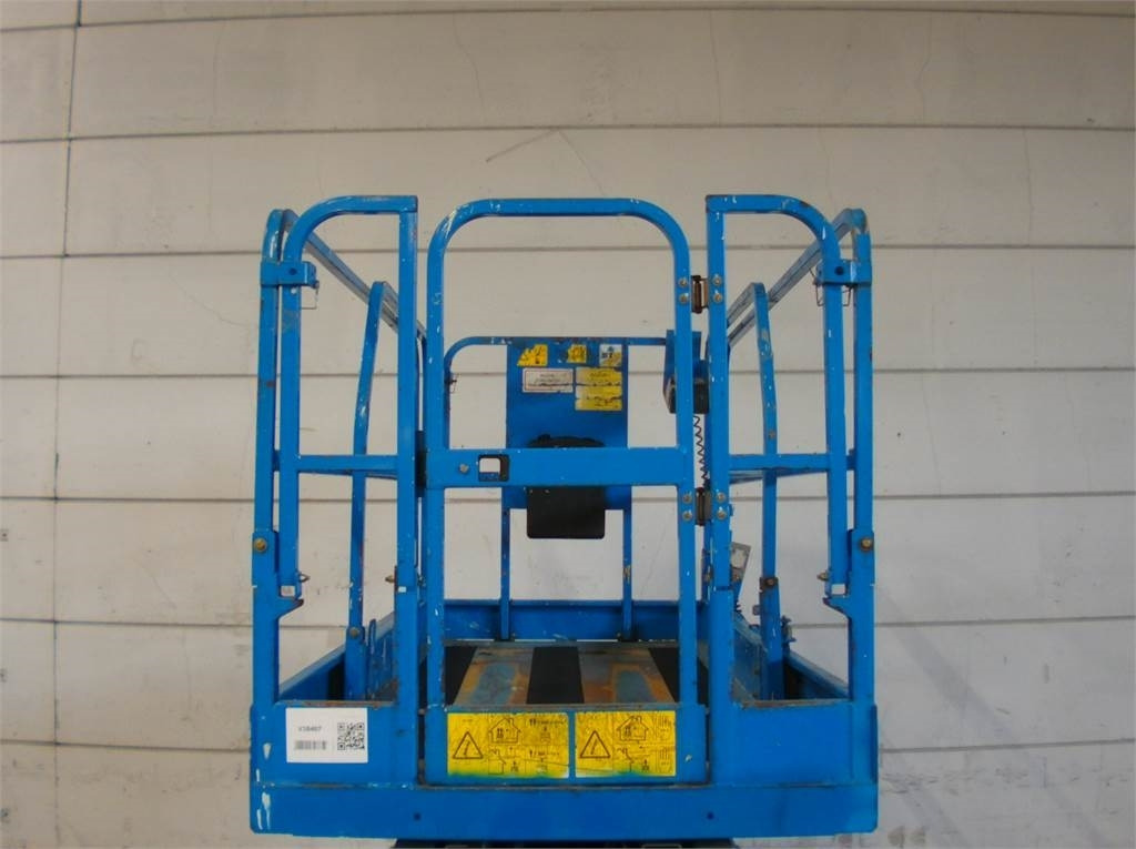Scissor lift Genie GS3246: picture 10