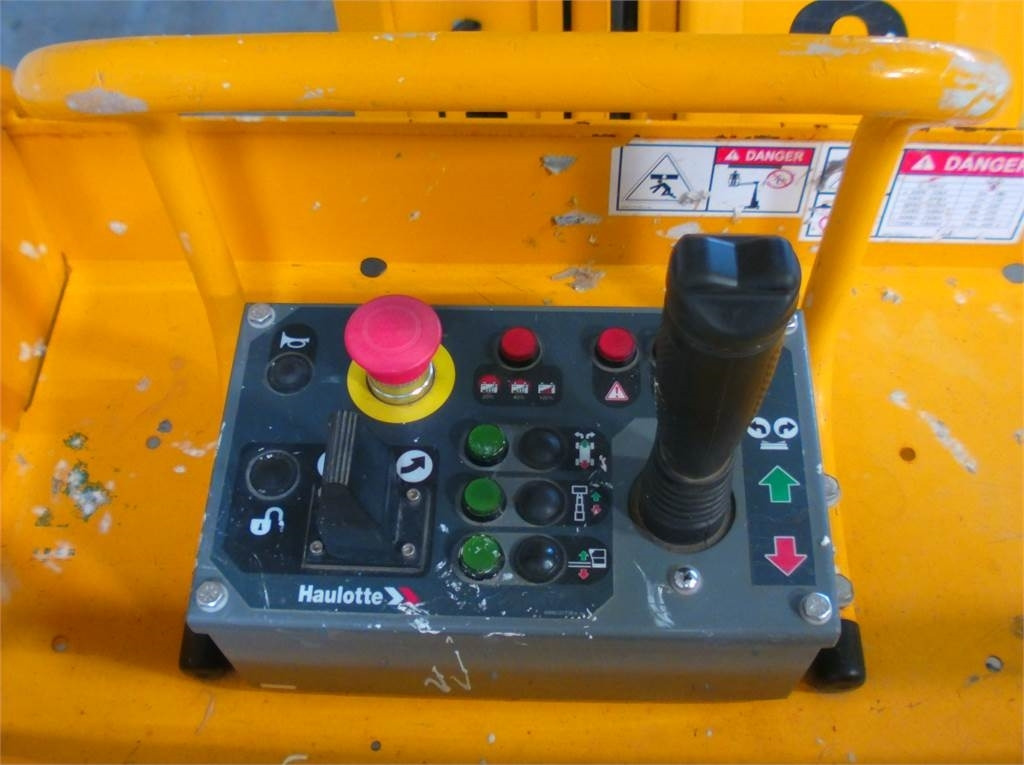 Vertical mast lift Haulotte STAR 10: picture 9