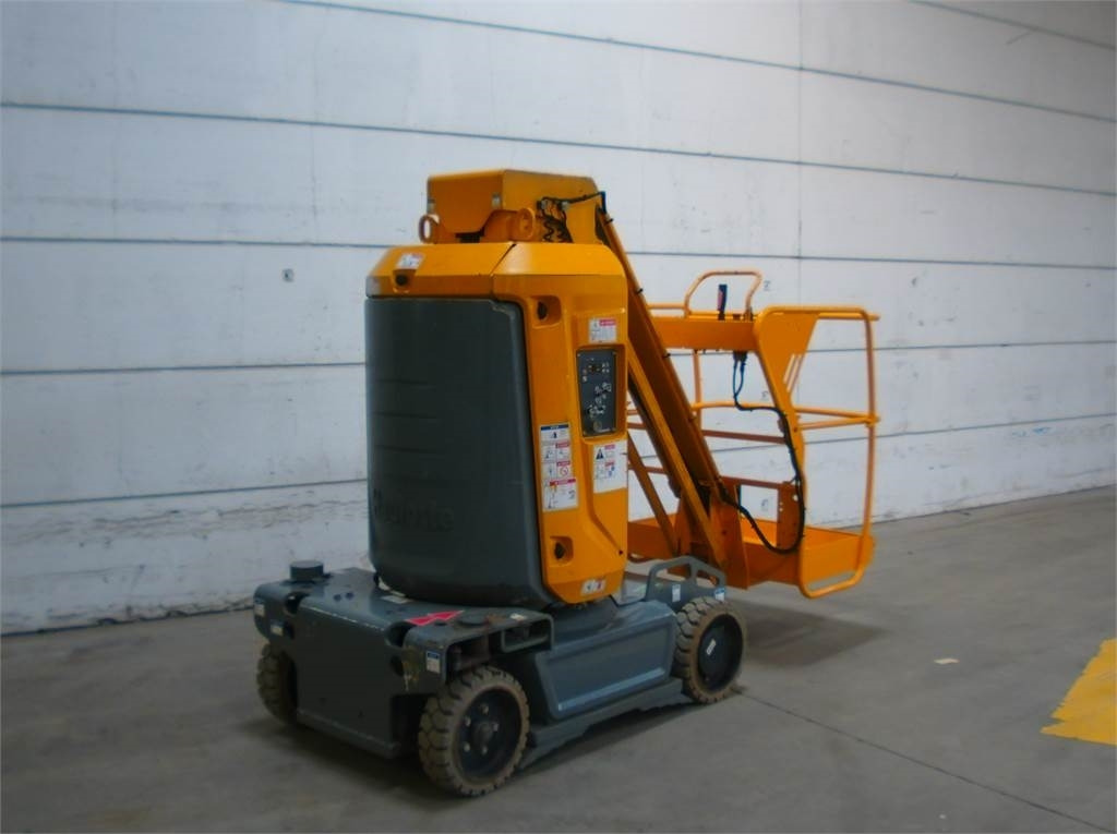 Haulotte STAR 10 - Vertical mast lift: picture 4 Haulotte STAR 10 - Vertical mast lift: picture 4