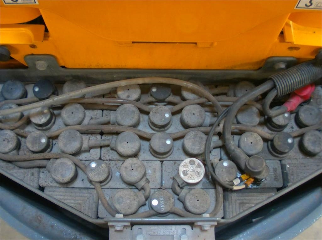 Haulotte STAR 10 - Vertical mast lift: picture 5 Haulotte STAR 10 - Vertical mast lift: picture 5