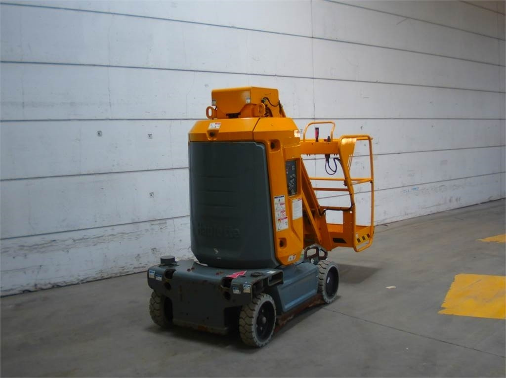 Haulotte STAR 10 - Vertical mast lift: picture 4 Haulotte STAR 10 - Vertical mast lift: picture 4