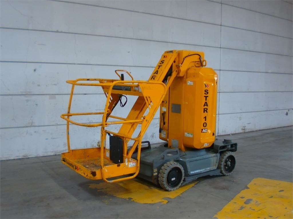 Haulotte STAR 10 - Vertical mast lift: picture 2 Haulotte STAR 10 - Vertical mast lift: picture 2