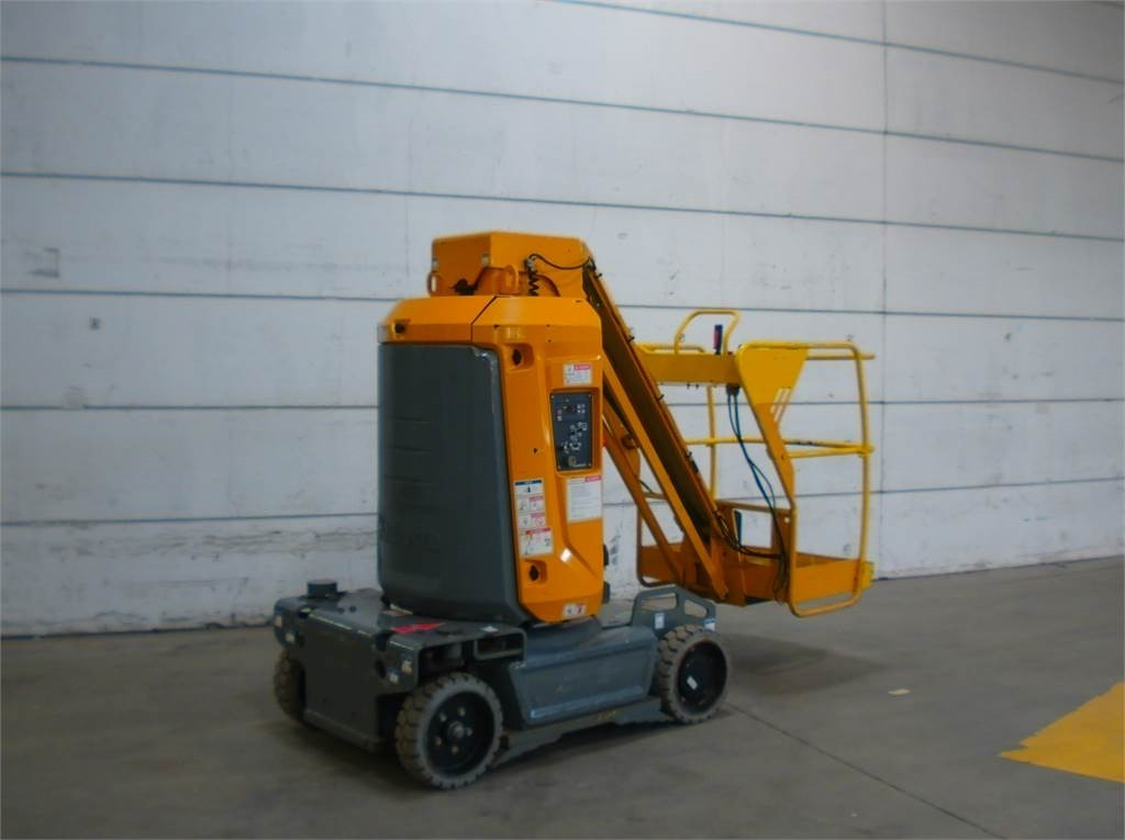 Haulotte STAR 10 - Vertical mast lift: picture 4 Haulotte STAR 10 - Vertical mast lift: picture 4