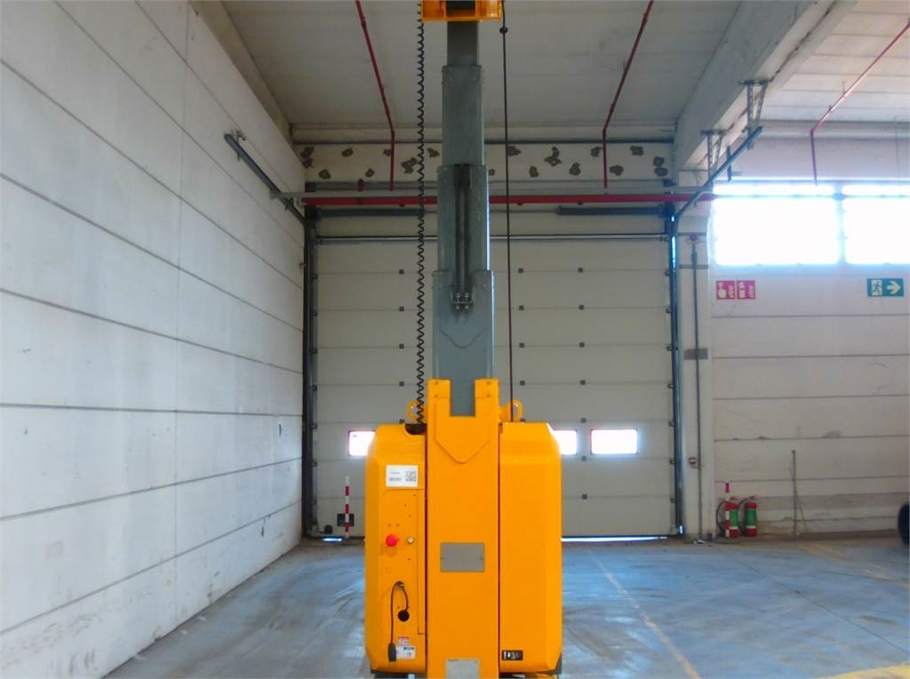 Vertical mast lift Haulotte STAR 10: picture 7