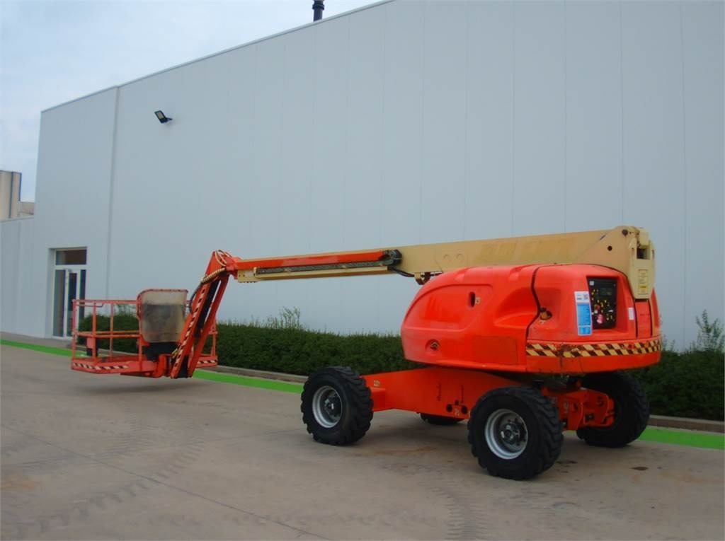 JLG 460SJ - Telescopic boom: picture 3 JLG 460SJ - Telescopic boom: picture 3