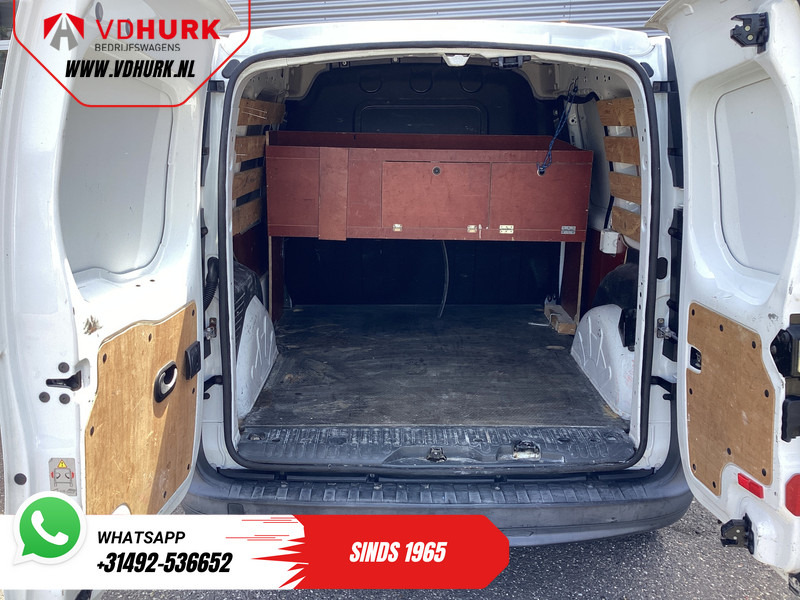 Mercedes-Benz Citan 108 CDI EXPORT ONLY Airco/ Trekhaak/ Bluetooth - Small van: picture 5 Mercedes-Benz Citan 108 CDI EXPORT ONLY Airco/ Trekhaak/ Bluetooth - Small van: picture 5
