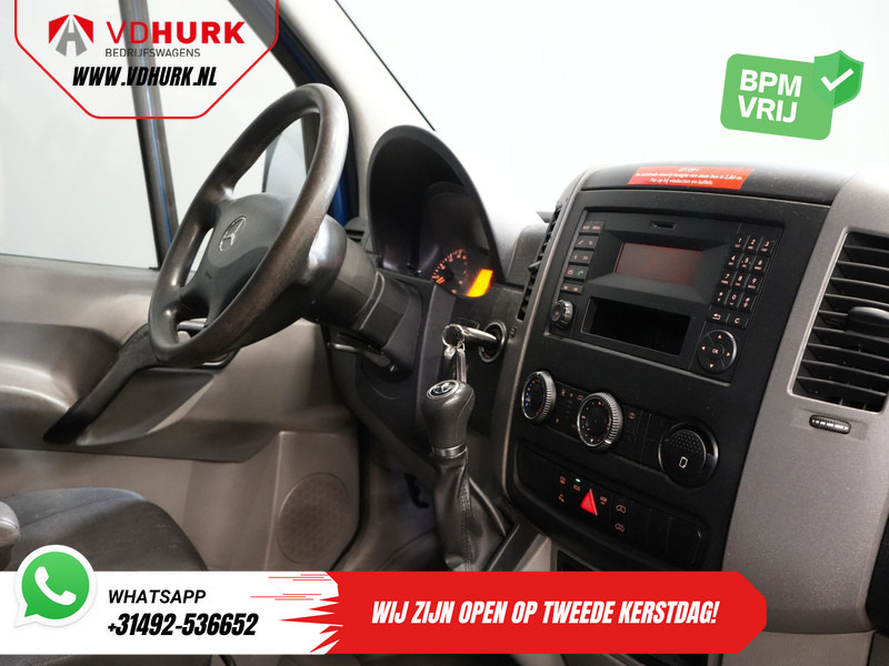 Mercedes-Benz Sprinter 213 2.2 CDI Aut. L2H2 €11.979,- Incl. BTW BPM VRIJ! EXPORT Rijdt Goed/ Combi/ 9 Persoons/ Kombi/ 9P/ Airco - Minibus, Passenger van: picture 3 Mercedes-Benz Sprinter 213 2.2 CDI Aut. L2H2 €11.979,- Incl. BTW BPM VRIJ! EXPORT Rijdt Goed/ Combi/ 9 Persoons/ Kombi/ 9P/ Airco - Minibus, Passenger van: picture 3