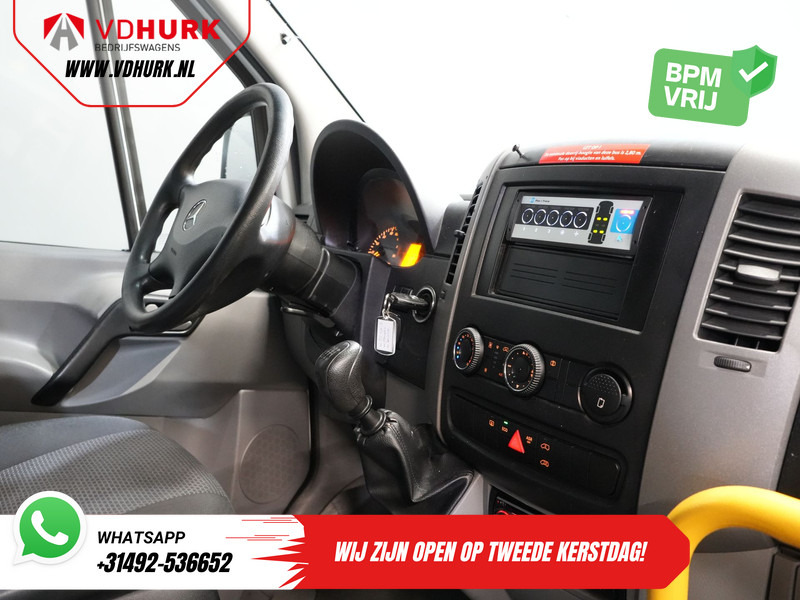 Mercedes-Benz Sprinter 313 2.2 CDI L2H2 €9.922 Incl. BTW BPM VRIJ! EXPORT ONLY Combi/ 9 Persoons/ Kombi/ 9P/ Airco/ Rolstoellift - Minibus, Passenger van: picture 3 Mercedes-Benz Sprinter 313 2.2 CDI L2H2 €9.922 Incl. BTW BPM VRIJ! EXPORT ONLY Combi/ 9 Persoons/ Kombi/ 9P/ Airco/ Rolstoellift - Minibus, Passenger van: picture 3