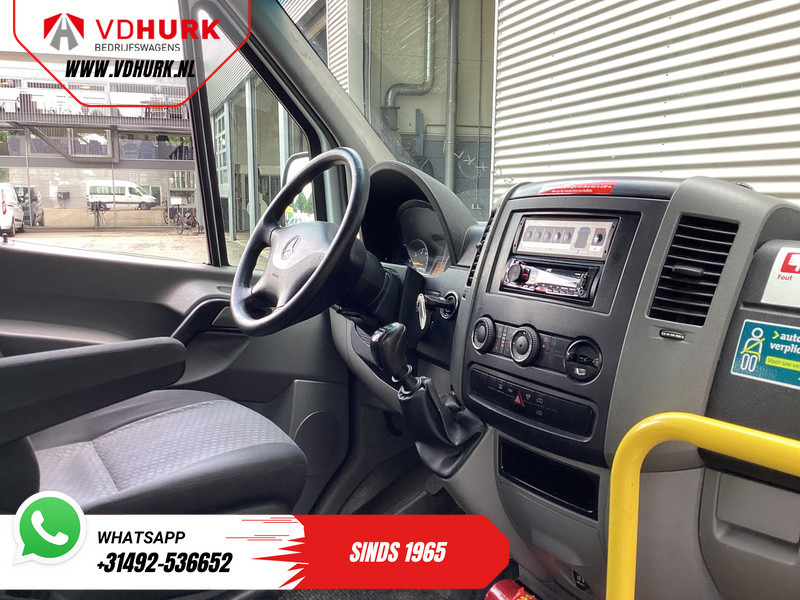 Mercedes-Benz Sprinter 313 2.2 CDI L2H2 €9.922 Incl. BTW BPM VRIJ! EXPORT ONLY Combi/ 9 Persoons/ Kombi/ 9P/ Airco/ Rolstoellift - Minibus, Passenger van: picture 3 Mercedes-Benz Sprinter 313 2.2 CDI L2H2 €9.922 Incl. BTW BPM VRIJ! EXPORT ONLY Combi/ 9 Persoons/ Kombi/ 9P/ Airco/ Rolstoellift - Minibus, Passenger van: picture 3