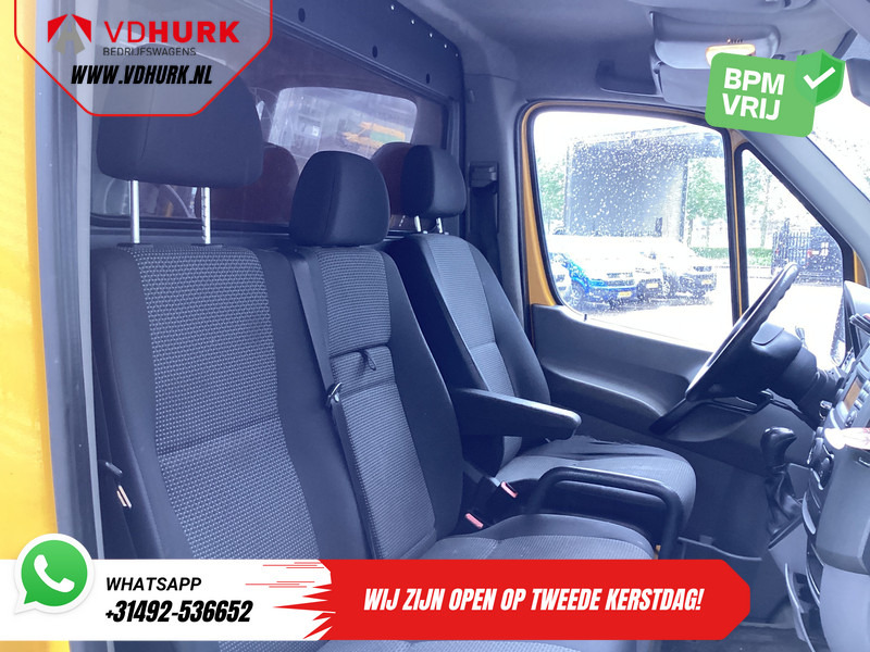 Panel van Mercedes-Benz Sprinter 316 2.2 CDI Aut. L2H2 EXPORT ONLY 3.5T Trekgewicht / Airco/ Cruise/ Trekhaak: picture 9 Panel van Mercedes-Benz Sprinter 316 2.2 CDI Aut. L2H2 EXPORT ONLY 3.5T Trekgewicht / Airco/ Cruise/ Trekhaak: picture 9