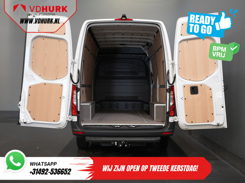 Mercedes-Benz Sprinter 317 1.9 CDI L2H2 Aut. BPM VRIJ! Gev.Stoel/ 270 Gr.Deuren/ Stoelverw./ Navi/ Camera/ Cruise/ Airco - Panel van: picture 5 Mercedes-Benz Sprinter 317 1.9 CDI L2H2 Aut. BPM VRIJ! Gev.Stoel/ 270 Gr.Deuren/ Stoelverw./ Navi/ Camera/ Cruise/ Airco - Panel van: picture 5