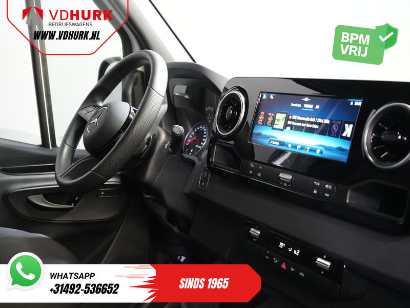 Mercedes-Benz Sprinter 317 CDI Aut. L2H2 BPM VRIJ! LED/ Gev.Stoel/ 270 Gr.Deuren/ Stoelverw./ Navi/ Camera/ Cruise/ Airco/ DAB / Trekhaak - Panel van: picture 3 Mercedes-Benz Sprinter 317 CDI Aut. L2H2 BPM VRIJ! LED/ Gev.Stoel/ 270 Gr.Deuren/ Stoelverw./ Navi/ Camera/ Cruise/ Airco/ DAB / Trekhaak - Panel van: picture 3