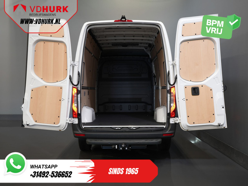 Mercedes-Benz Sprinter 317 CDI Aut. L2H2 BPM VRIJ! LED/ Gev.Stoel/ 270 Gr.Deuren/ Stoelverw./ Navi/ Camera/ Cruise/ Airco/ DAB / Trekhaak - Panel van: picture 5 Mercedes-Benz Sprinter 317 CDI Aut. L2H2 BPM VRIJ! LED/ Gev.Stoel/ 270 Gr.Deuren/ Stoelverw./ Navi/ Camera/ Cruise/ Airco/ DAB / Trekhaak - Panel van: picture 5