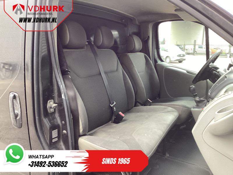 Small van Opel Vivaro 2.5 CDTI 145 pk EXPORT ONLY APK 08-2025/ 3 Pers./ LMV/ PDC/ Dakdragers/ Cruise/ Airco: picture 11