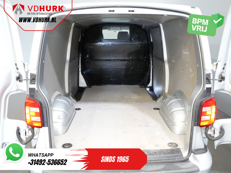 Small van Volkswagen Transporter 2.0 TDI 140 pk DSG Aut. L2 Highline BPM VRIJ! LED/ 2x schuifdeur/ Stoelverw./ Standkachel/ Riem V.V/ Sidebars/ 18''LMV/ Camera/: picture 15