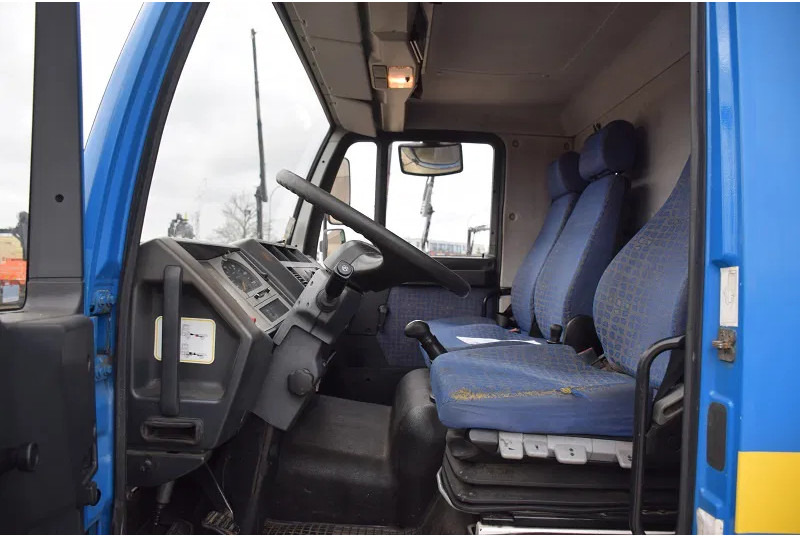 Box truck MAN L2000: picture 9