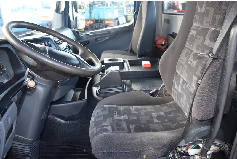 Hook lift truck Mercedes-Benz Axor 2633: picture 11 Hook lift truck Mercedes-Benz Axor 2633: picture 11