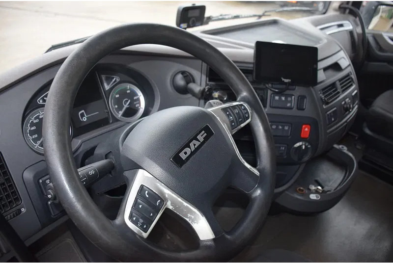 Tractor unit DAF XF 480: picture 12 Tractor unit DAF XF 480: picture 12