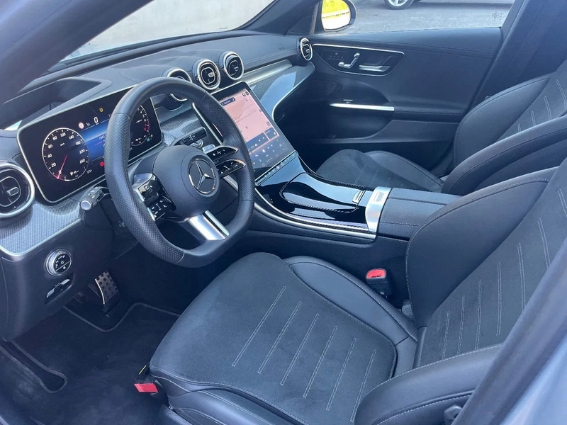 Mercedes-Benz C-Klasse C300e Sedan*AMG PAKKET*NIGHT PAKKET*HEADUPDISPL*360°CAM* - Sedan: picture 3 Mercedes-Benz C-Klasse C300e Sedan*AMG PAKKET*NIGHT PAKKET*HEADUPDISPL*360°CAM* - Sedan: picture 3