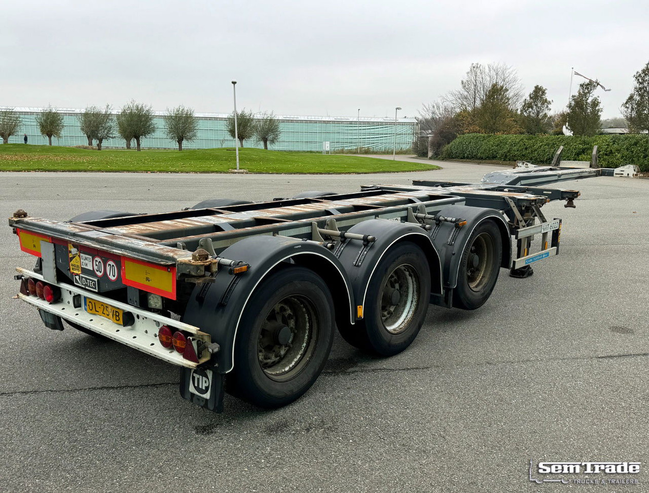 D-TEC VCC-01 FT-LS-S Drum Brakes Lift Axle Front+Middle+Back Slider Holland-Trailer - Container transporter/ Swap body semi-trailer: picture 5 D-TEC VCC-01 FT-LS-S Drum Brakes Lift Axle Front+Middle+Back Slider Holland-Trailer - Container transporter/ Swap body semi-trailer: picture 5