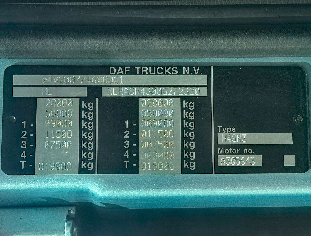 Cab chassis truck DAF XF 480 FAR SSC Euro 6 978.000 KM Park Airco 2X Tanks TOP Condition: picture 23