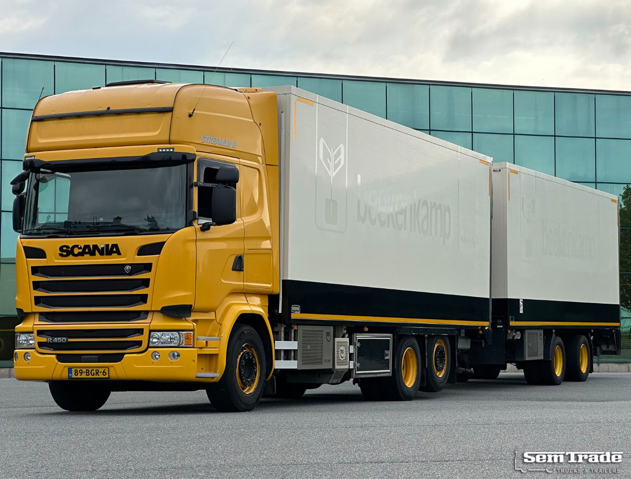 Scania R450 Retarder TRS Cooling Heiwo Isolated Boxes Tail Lift NL-Combi - Refrigerator truck: picture 1 Scania R450 Retarder TRS Cooling Heiwo Isolated Boxes Tail Lift NL-Combi - Refrigerator truck: picture 1