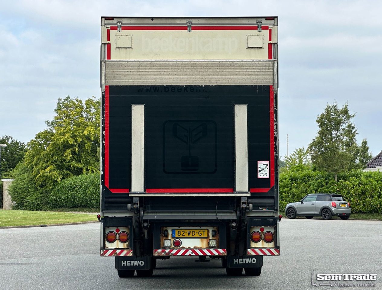 Scania R450 Retarder TRS Cooling Heiwo Isolated Boxes Tail Lift NL-Combi - Refrigerator truck: picture 4 Scania R450 Retarder TRS Cooling Heiwo Isolated Boxes Tail Lift NL-Combi - Refrigerator truck: picture 4
