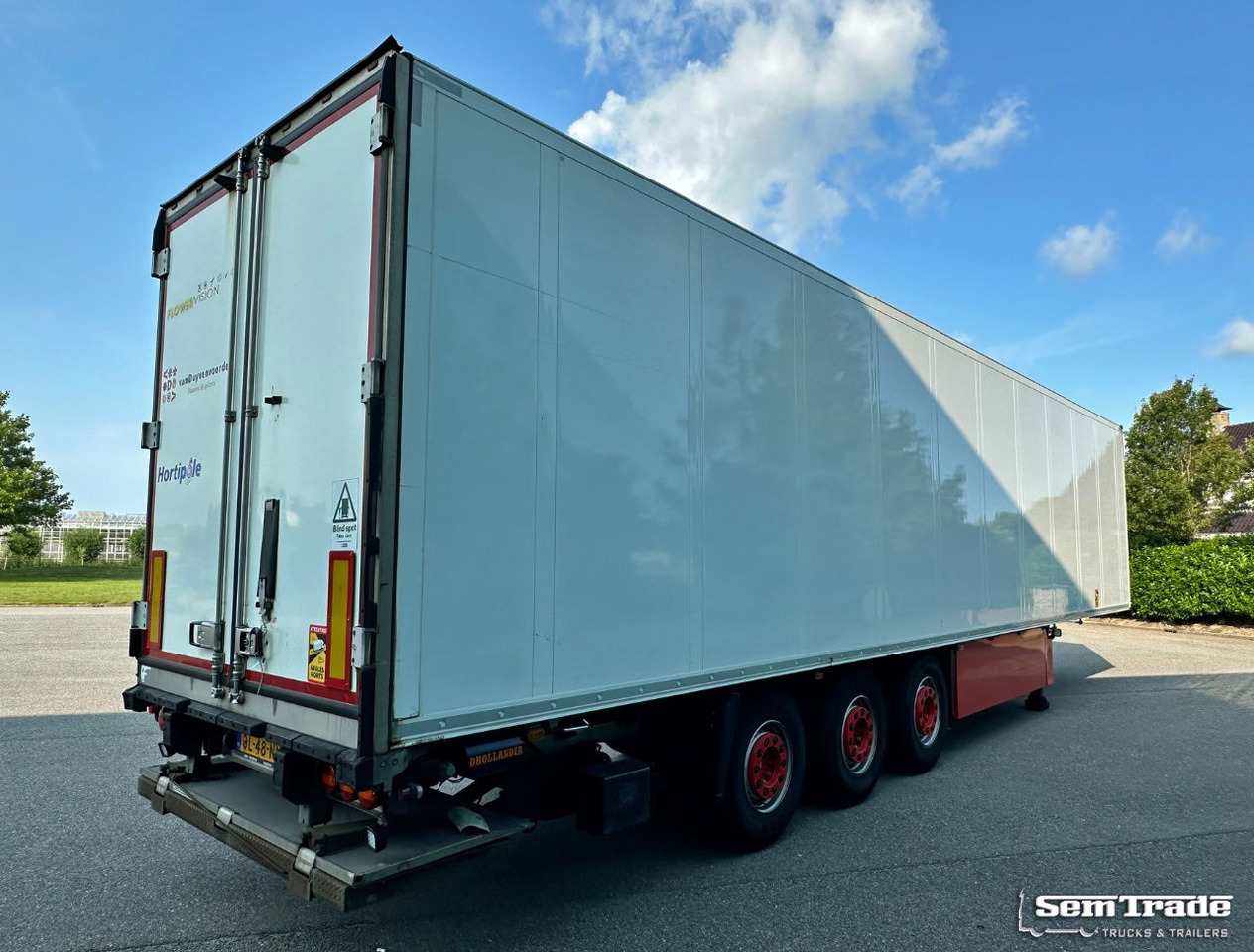 Schmitz Cargobull SKO24 Carrier Vector 1850 2X Lift Axle Flowerwide 270 CM High Holland Trailer - Refrigerator semi-trailer: picture 5 Schmitz Cargobull SKO24 Carrier Vector 1850 2X Lift Axle Flowerwide 270 CM High Holland Trailer - Refrigerator semi-trailer: picture 5