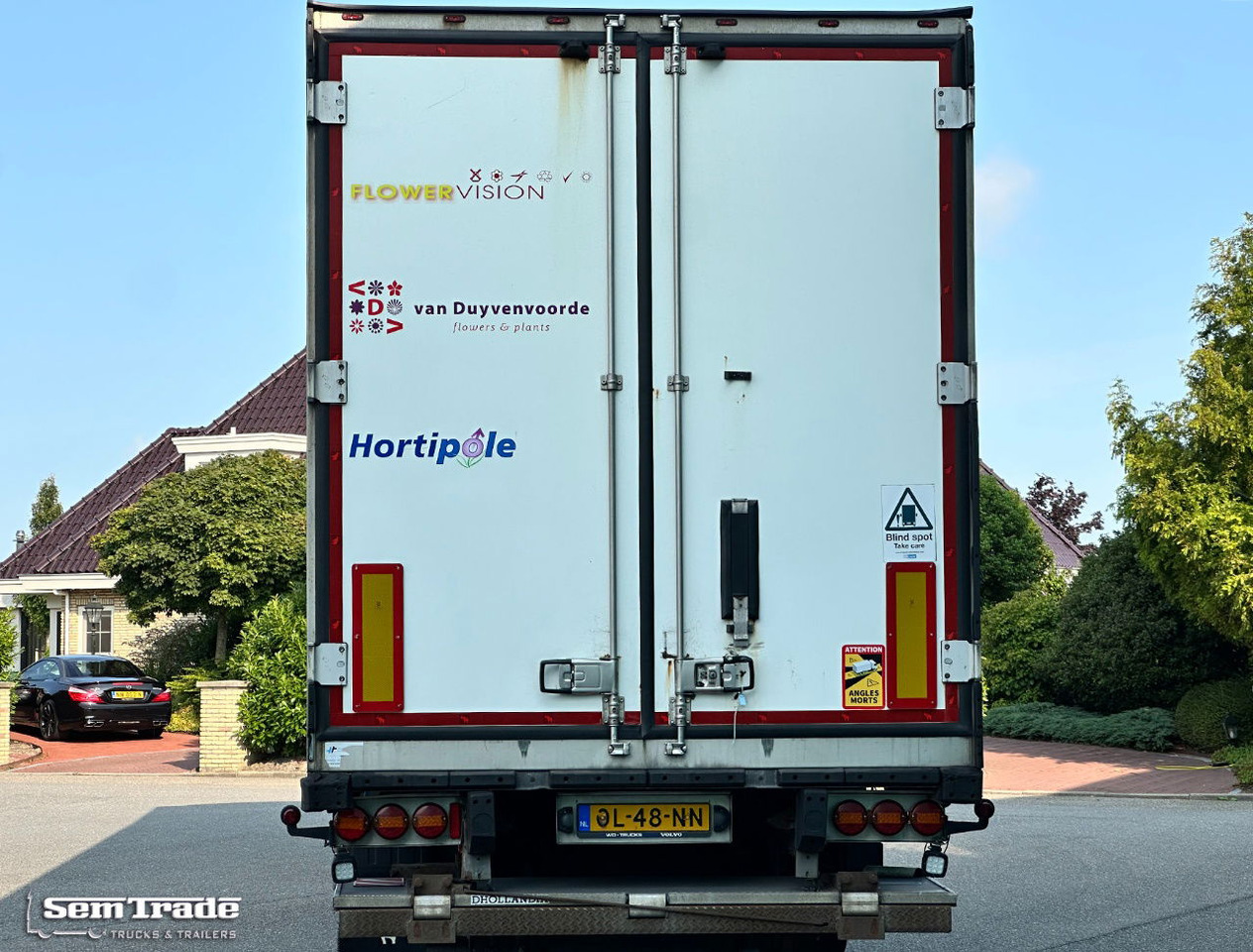 Schmitz Cargobull SKO24 Carrier Vector 1850 2X Lift Axle Flowerwide 270 CM High Holland Trailer - Refrigerator semi-trailer: picture 4 Schmitz Cargobull SKO24 Carrier Vector 1850 2X Lift Axle Flowerwide 270 CM High Holland Trailer - Refrigerator semi-trailer: picture 4