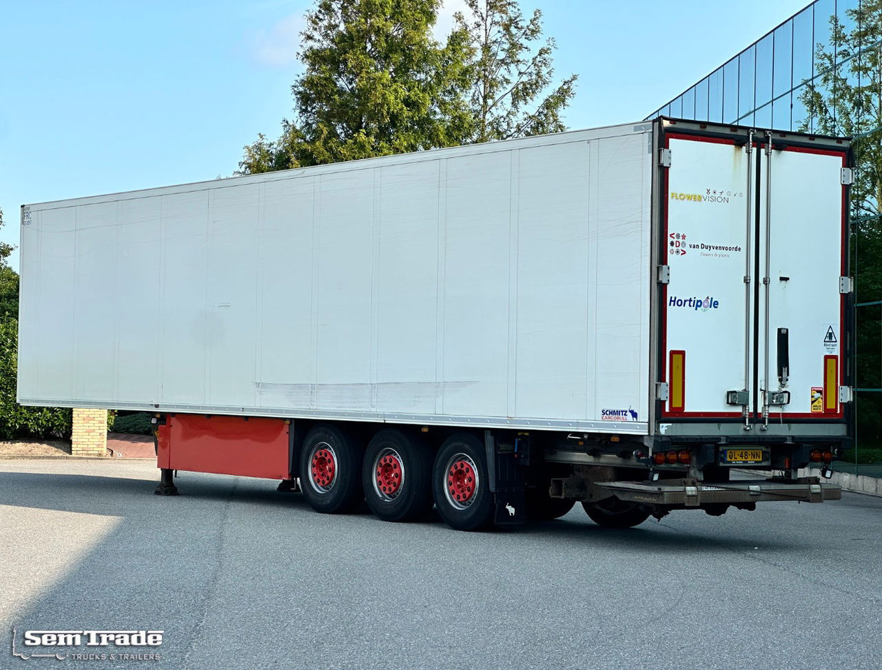 Schmitz Cargobull SKO24 Carrier Vector 1850 2X Lift Axle Flowerwide 270 CM High Holland Trailer - Refrigerator semi-trailer: picture 3 Schmitz Cargobull SKO24 Carrier Vector 1850 2X Lift Axle Flowerwide 270 CM High Holland Trailer - Refrigerator semi-trailer: picture 3