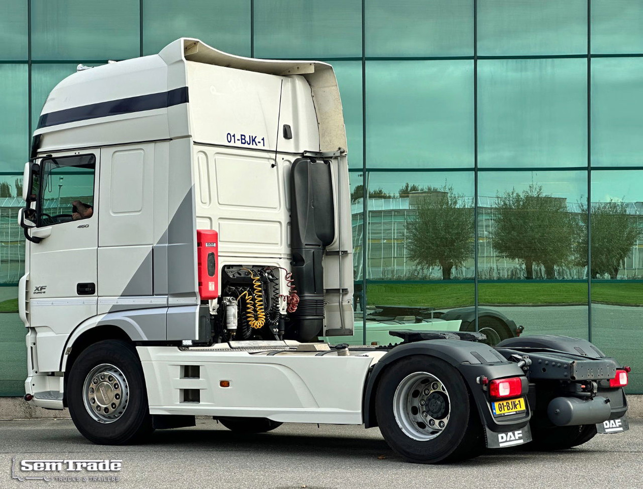 DAF XF 460 Euro 6 FT SSC 852.000 KM 2X Tanks TOP Condition Holland-Truck - Tractor unit: picture 3 DAF XF 460 Euro 6 FT SSC 852.000 KM 2X Tanks TOP Condition Holland-Truck - Tractor unit: picture 3
